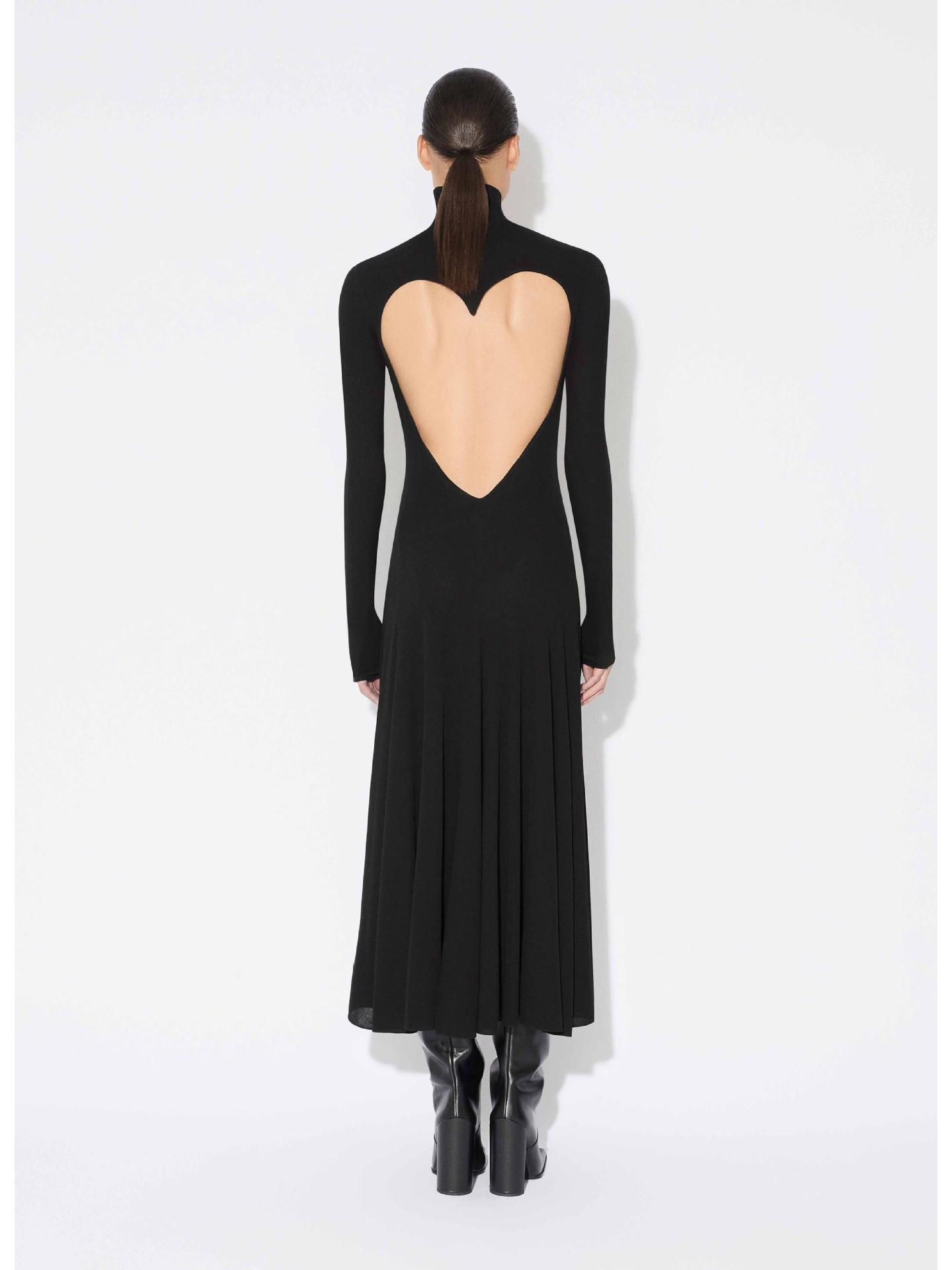 Elegant Black Heart-Shaped Open-Back Dress for Artistic Photo Sessions and Portraits M