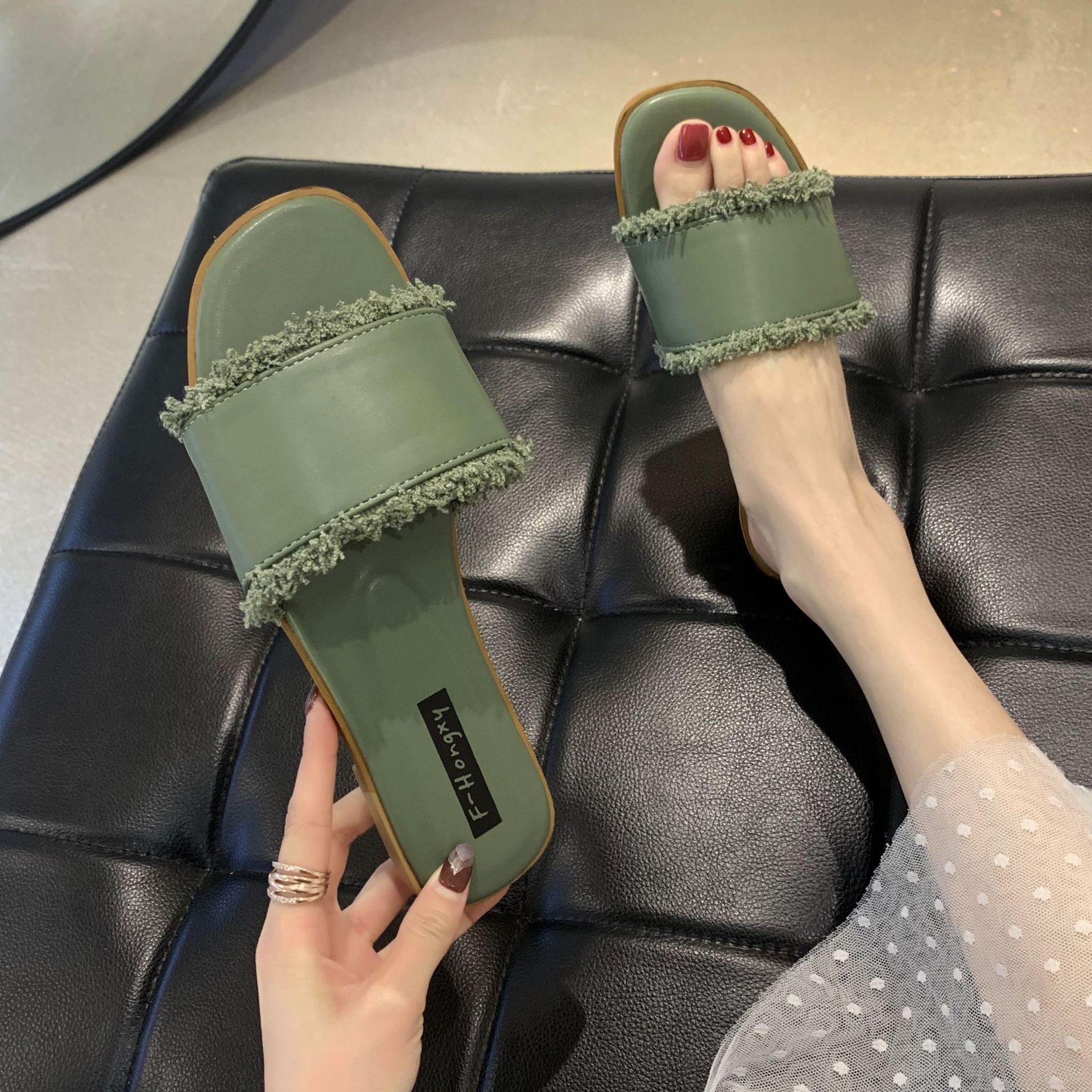 

Новые стильные женские тапочки, летние сандалии и тапочки, модная верхняя одежда на плоской подошве, сандалии и тапочки с кисточками из одного слова 41 зелёный