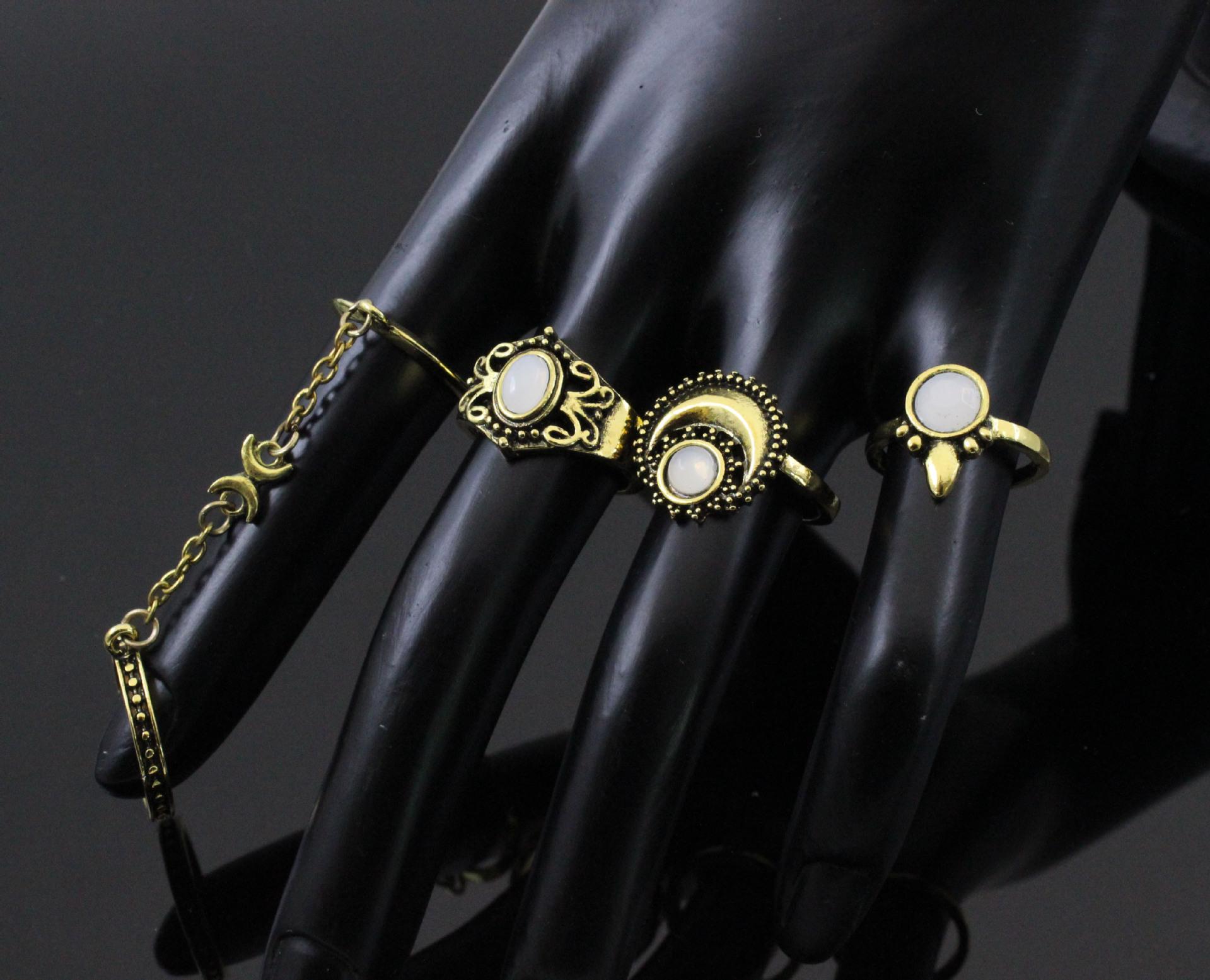 Retro Geometric Moon  Diamond 5-Piece Ring Set