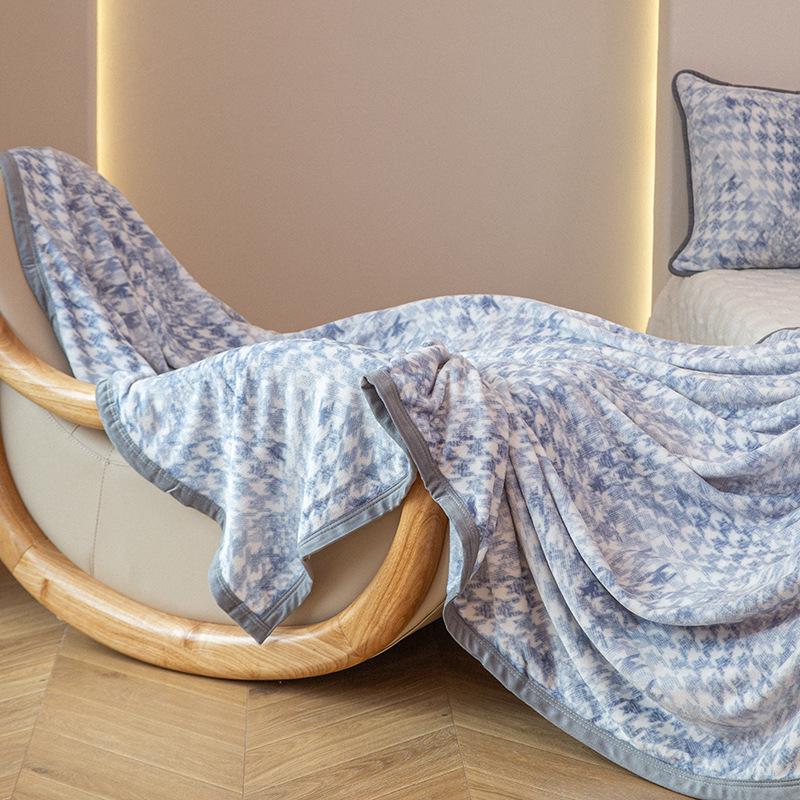 Milk Velvet Double-Sided Fleece Blanket: Office Nap, Sofa, Thick, Warm Style