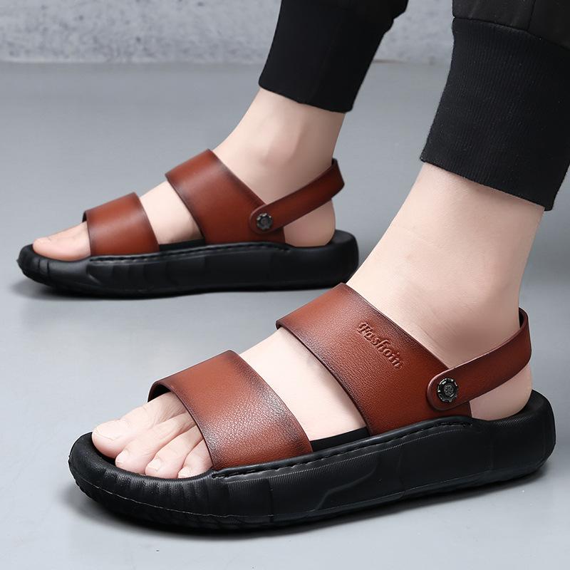 

Мужские сандалии из коровьей кожи первого слоя, новинка лета 2025 года, нескользящие пляжные туфли, мужские мокасины на мягкой подошве, крутые шлепанцы 45