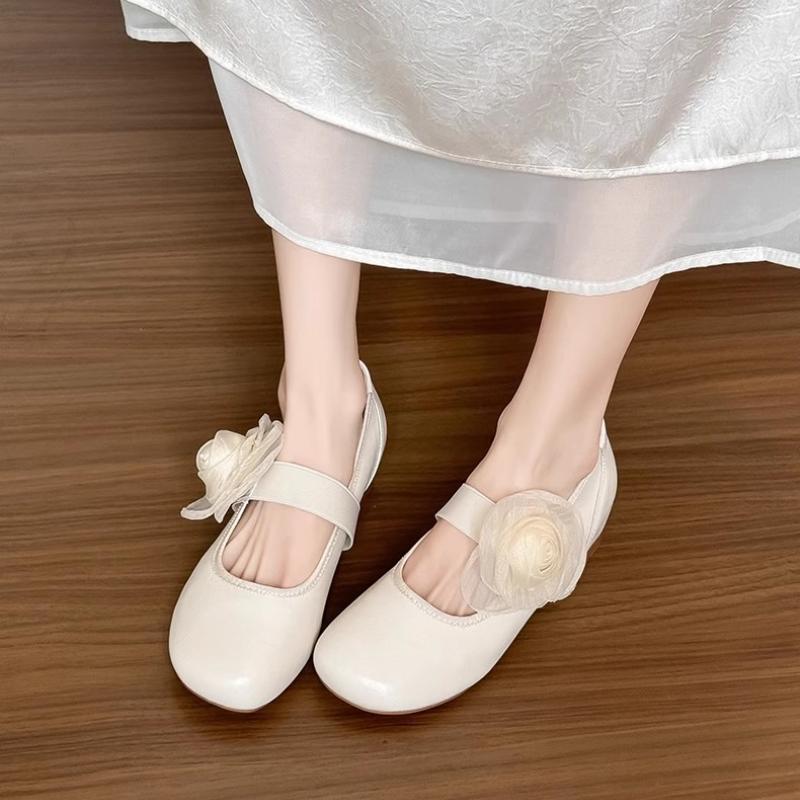 

Мода 2025 Новые французские плоские туфли-лодочки Женские летние туфли Мэри Джейн знаменитости из интернета 34 бежевый