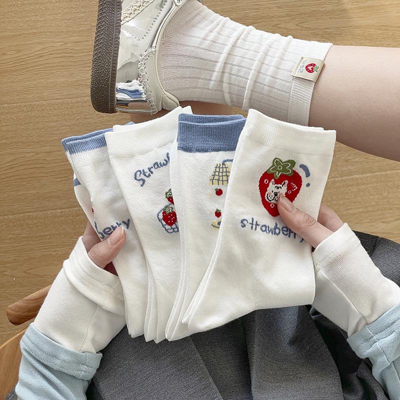 Female Autumn Light New Strawberry Fashion All Kinds of Wicking Sweat Anti Pilling Cotton Socks