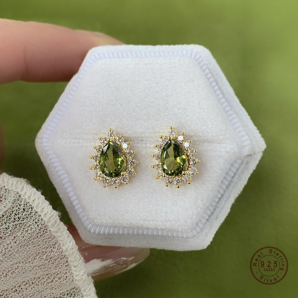 925 Sterling Silver Electroplated 14K Gold Earrings for Women French Retro Green Water Droplet Ear Accessories Silver