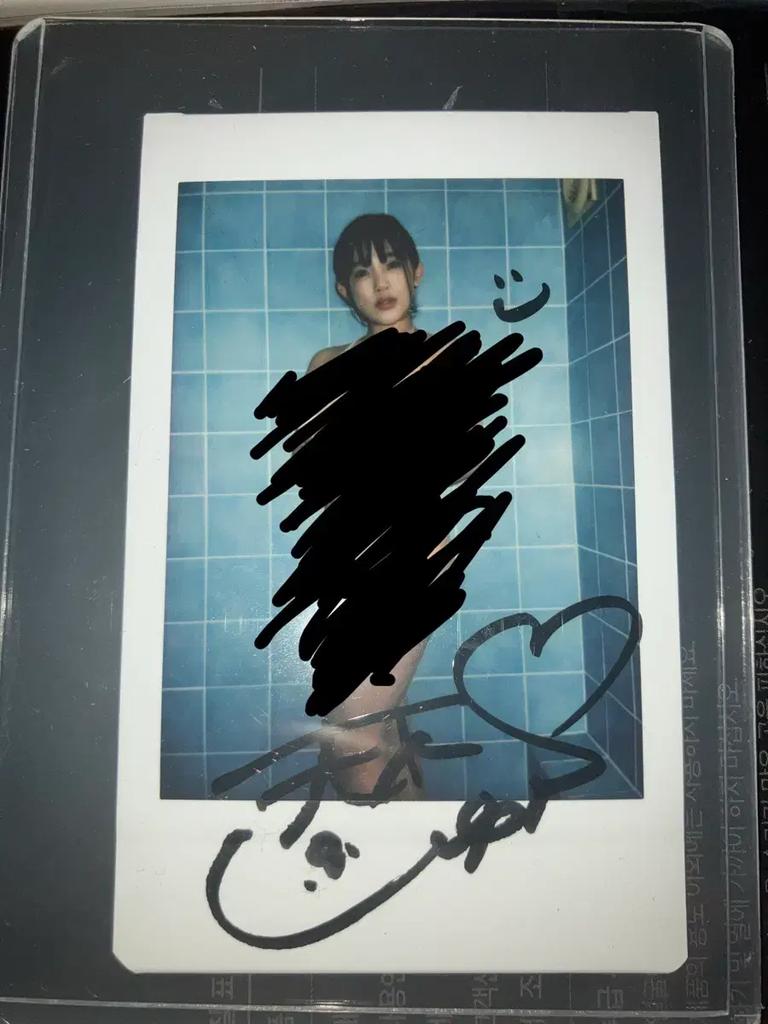 Autographed Polaroid by Jun Amaki Used