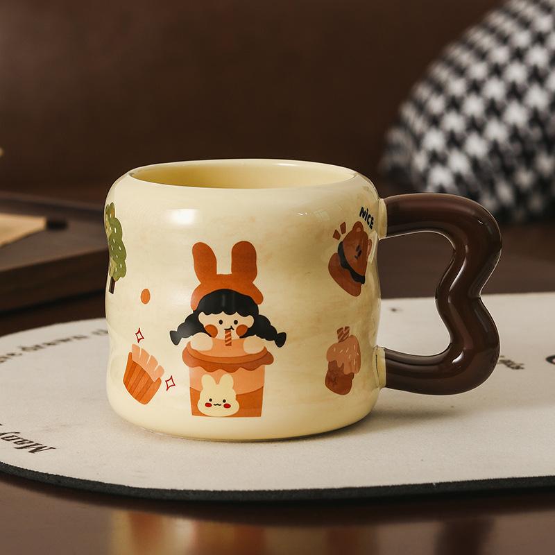 

Ретро керамическая кружка премиум-класса с крышкой, подарок на день рождения для подруг, практичная чашка для девушек, подарочная коробка. 401-500ml