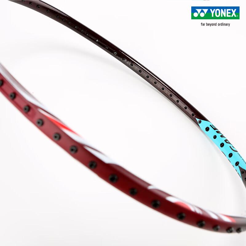 Rakieta do badmintona YONEX Astrox 100