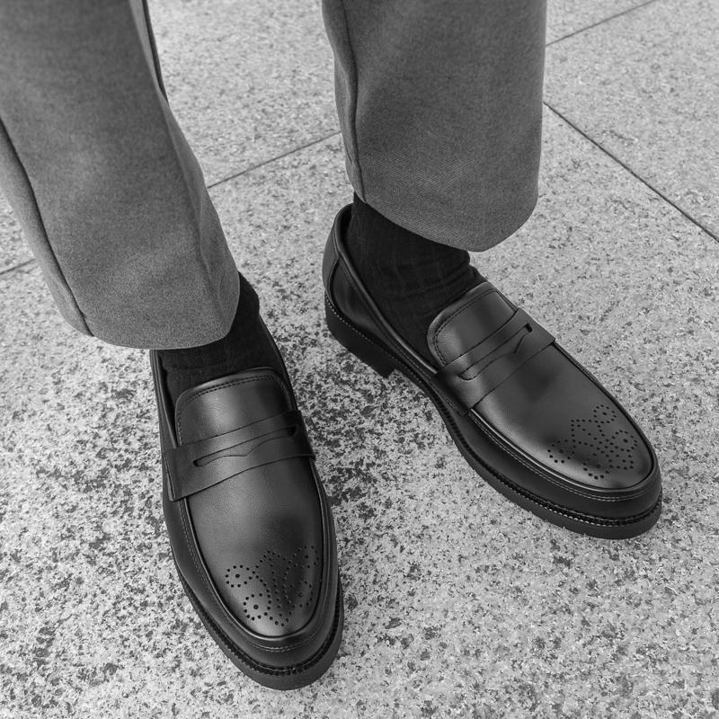 Classic Brogue Casual Business Shoes Man British Party Formal Leather Shoes For Men Social Men's Dress Shoes Leather Loafers Man