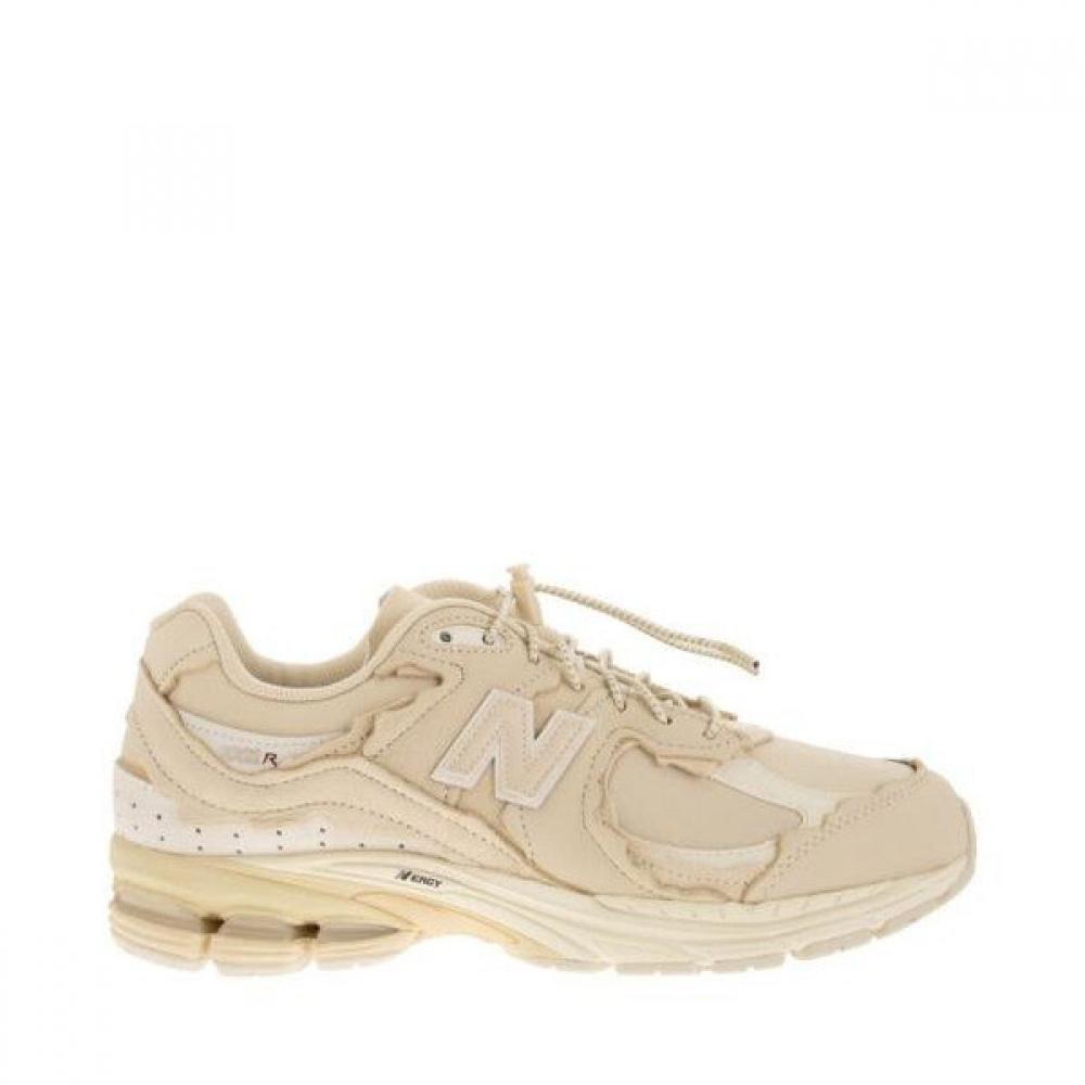 

New Balance International Shipping 23fw Sneakers M2002 Sand EU 41.5