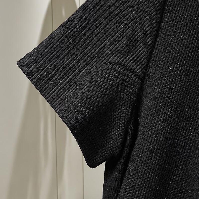 Women's Irregular V-Neck Pleated T-Shirt