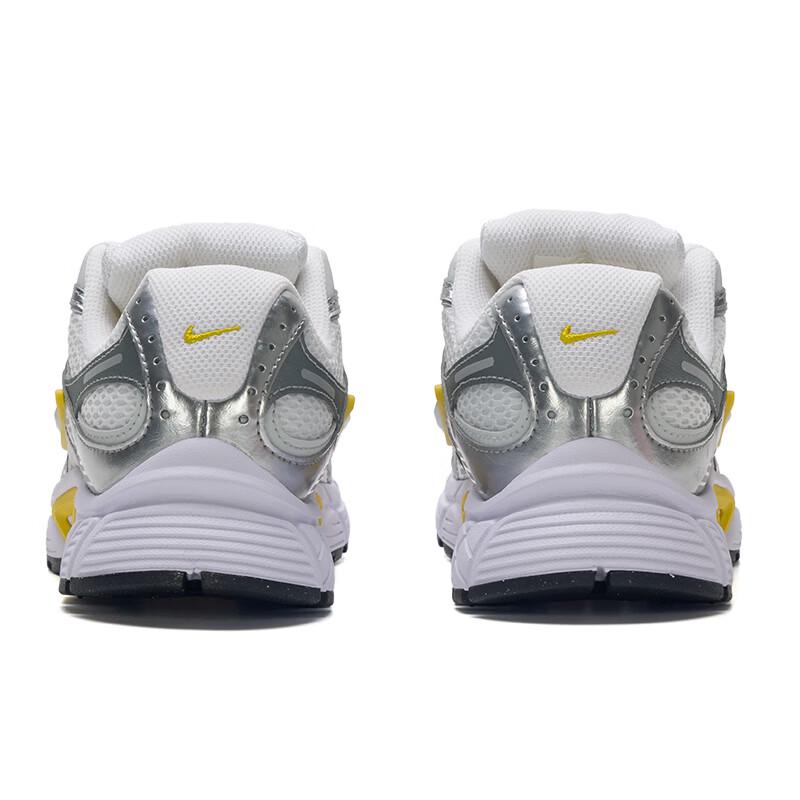 Nike Women's V5 RNR Series Casual Shoes
