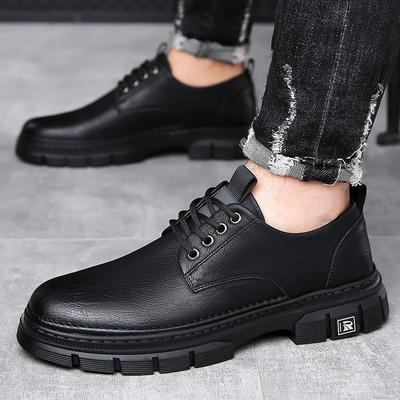 Neue Herrenlederschuhe Low-Top-Lederschuhe Herrenmodische vielseitige Board-Schuhe lässige Arbeitsschuhe Herren