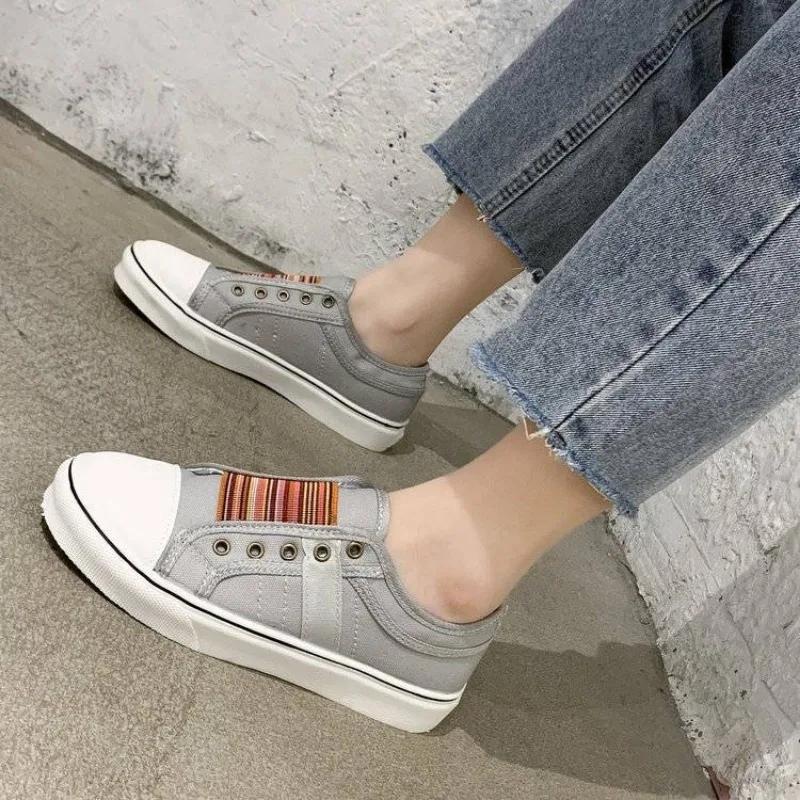 Fashion Slip On Women's Sneakers Shoes High Quality Aesthetic Korean 39 Comfortable and Elegant Casual Daily Routine Ladies Footwear