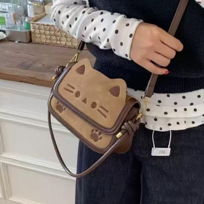 Fashionable Multi-purpose Shoulder Crossbody Bag, Trendy and Simple Girl-style Handbag with A Small Square Shape.