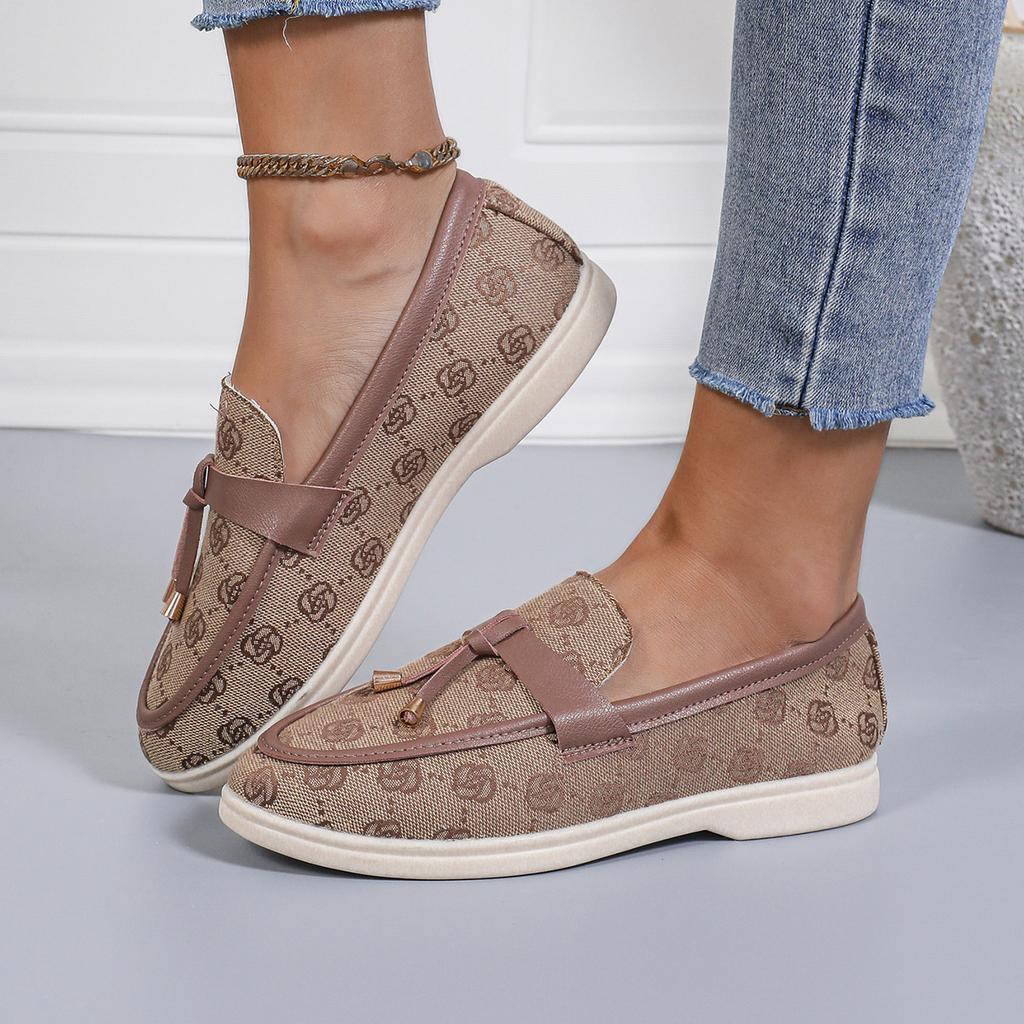 Single Shoes Women's Spring and Autumn New Women's Casual Large Size Shallow Mouth Doudou Shoes Women's Fashion Women's Single Shoes