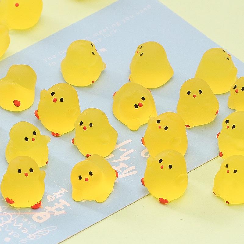 Mini Fluorescence Chicken Moss Toy Crafts Microlandscape Miniature Chick Figurines Children Gift Home Decor Accessories