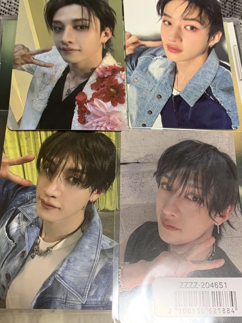 

[USED] No serial number Stray Kids Hollo album + 4 bands