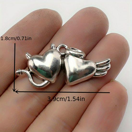 Elf Skull Alloy Pendant: Cross Punk Style Halloween Charm Jewelry Accessory