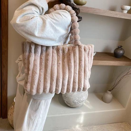 Plysj Skulderveske Dame Fuzzy Tote Fluffy Håndveske Ensfarget Furry Lommebok Vintergave