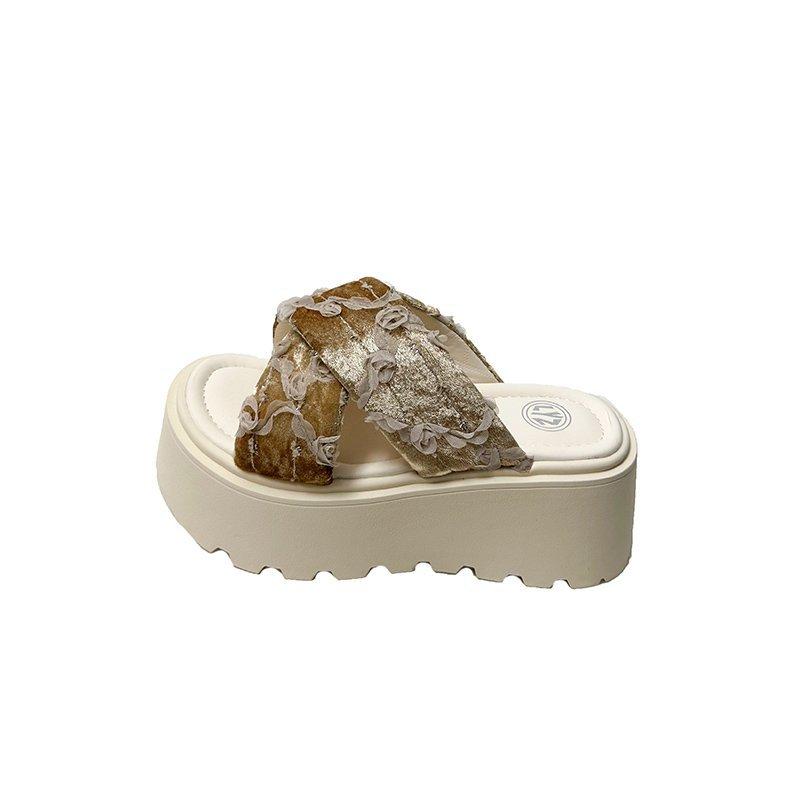 

Крутые шлепанцы на толстой подошве женские летние новые для улицы универсальные шлепанцы пляжные 40 хаки