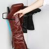Hoher Stiefel Schuhregal Stanzen Bequemes Schuhregal Hintertür Schuhstiefelregal