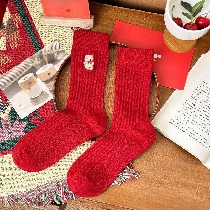 Female Autumn and Winter New Year Festival Sweet Cotton Dark Grain Cloth Mark Good Luck In Red Tube Socks