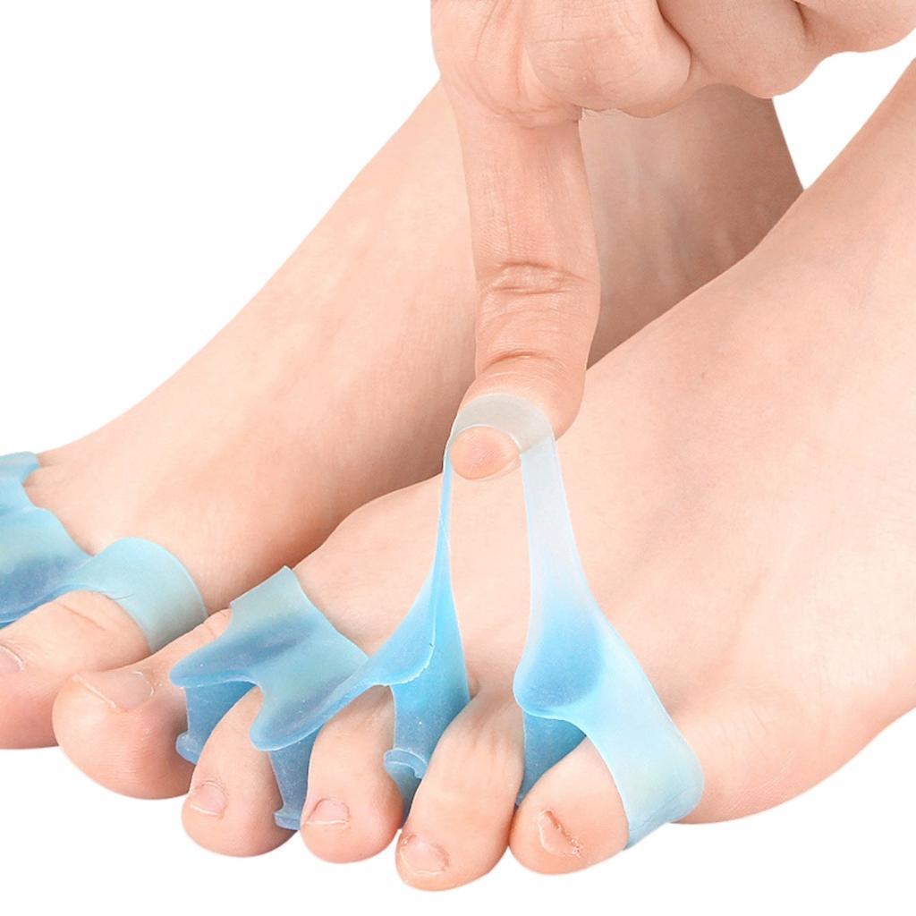 2Pair Five Hole Toe Separator Hallux Valgus Orthosis Bunion Corrector Toe Straightener Overlapping Toe Separator Toe Protector