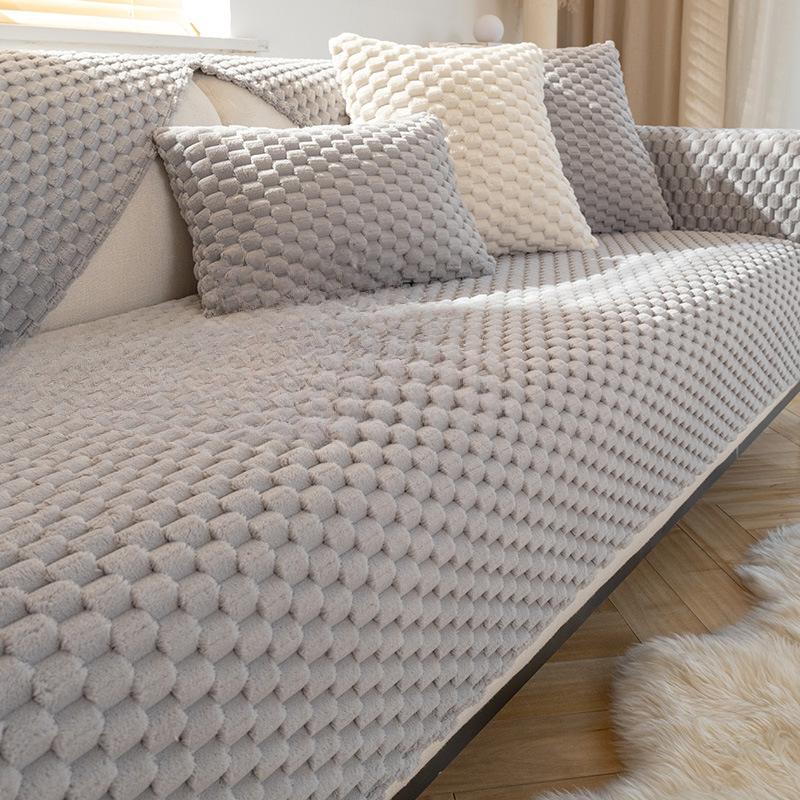 Zimní plyšový polštář na pohovku zesílený polštář jednoduchý moderní protiskluzový potah na pohovku látkový ručník
