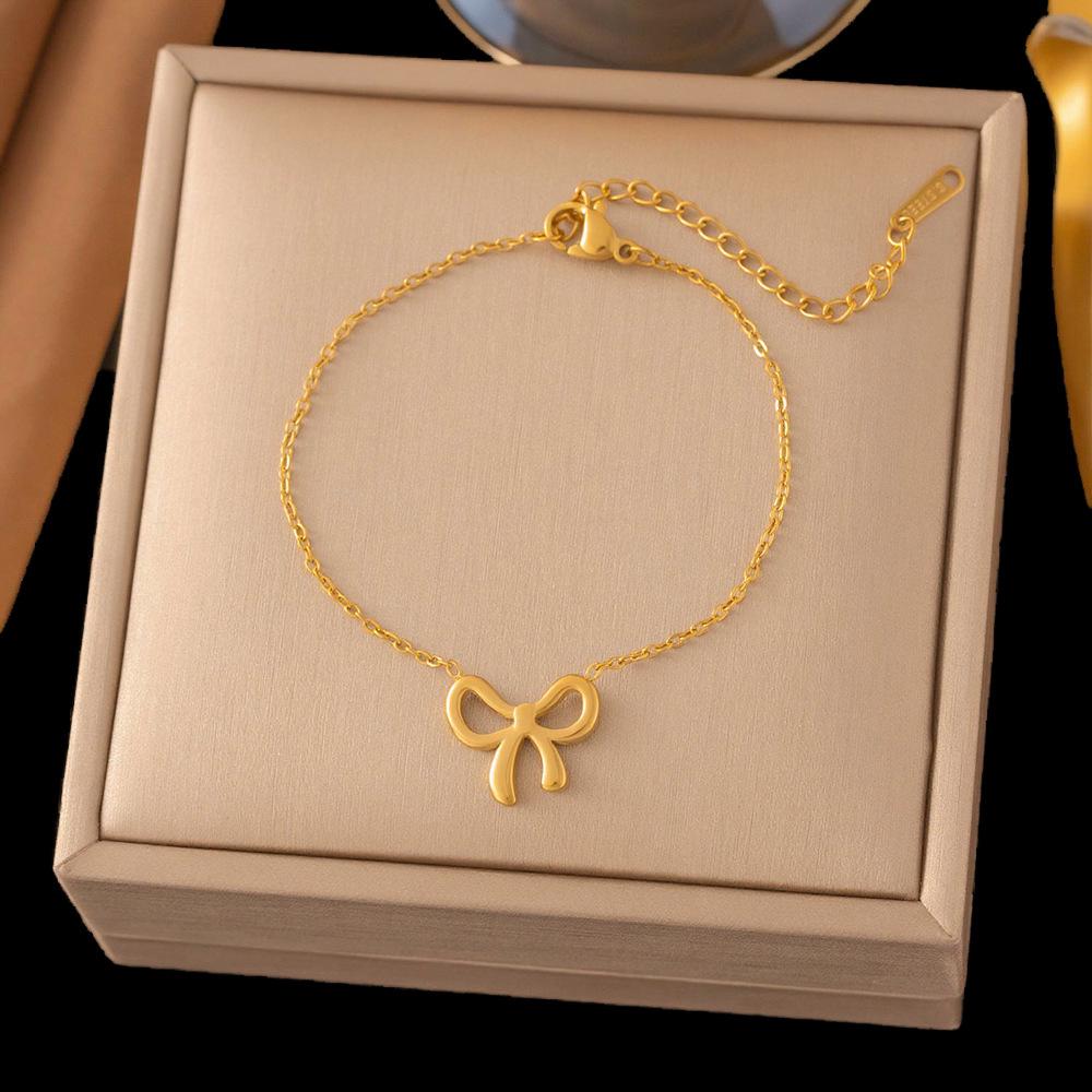 2026 New Exquisite Bow Necklace Set: High-End, Unique, Fashionable & Versatile Three-Piece.