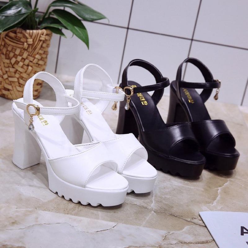 Summer new thick heel one-word buckle with fish mouth sandals waterproof table versatile ultra-high heel platform women's shoes