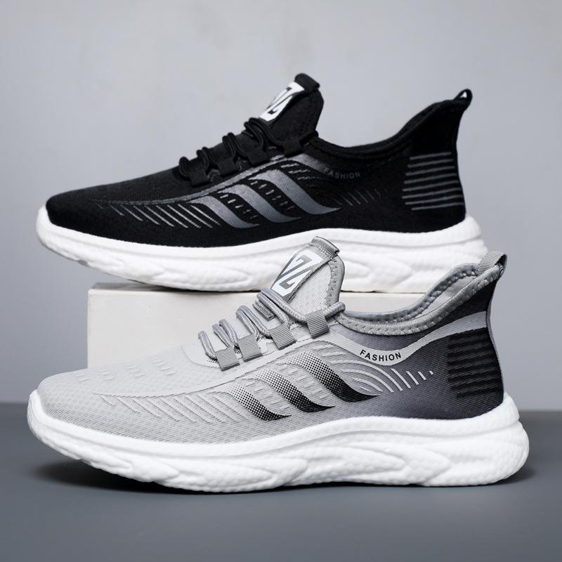 Foreign trade couple with the same shoes, light and wear-resistant mesh, breathable popcorn, one pedal, casual sports shoes, breathable and sh
