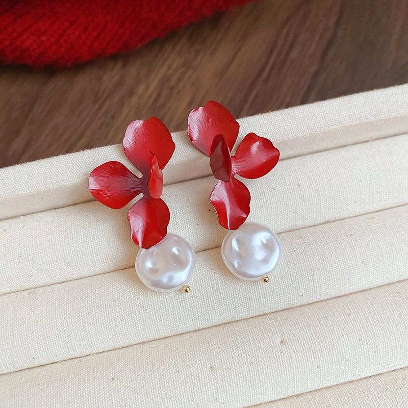 Silver Needle Ankara Red Love Stud Earrings Fashion Temperament New Earrings Light Luxury Premium Autumn and Winter