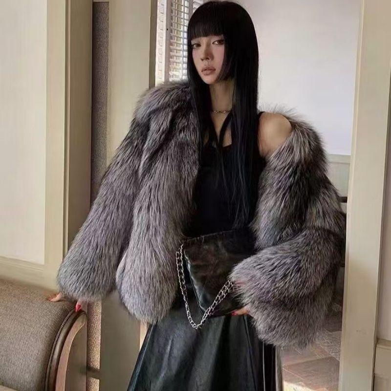 Autumn and Winter New Women's Clothing Temperament Socialite Youth Silver Fox Fur Coat Thick Warm Top Wool Sweater