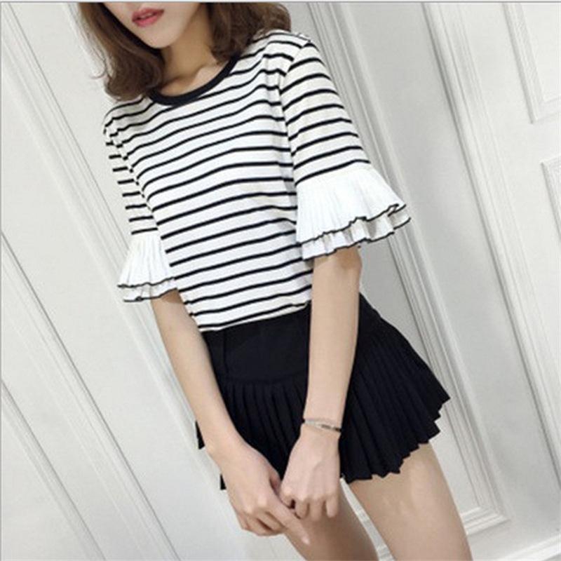 

Women s Ruffle Striped T-shirt - Summer 2022, Korean Style, Casual Loose Fit XL білий