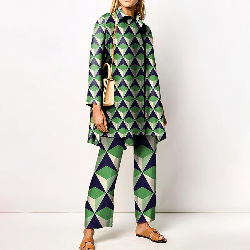 Grünes geometrisches Print Damenhemd und Wide Leg Hosen Kombinationsset