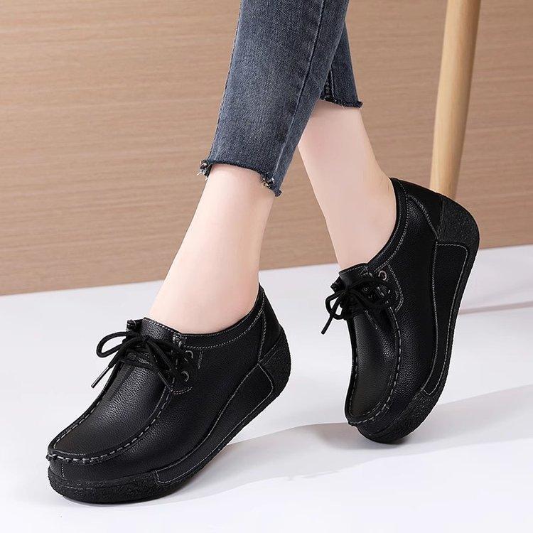 Four Seasons Plus Size Women's Shoes Korean Leather Casual Women's Shoes Wedge-heeled Rocking Shoes