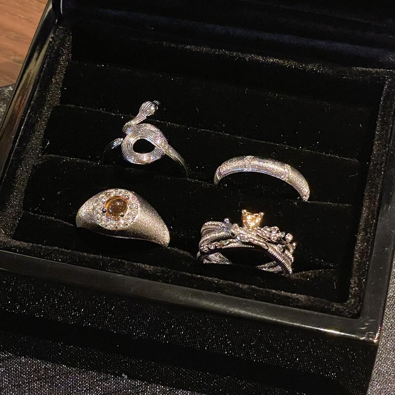 High-End Medieval Brushed Open Ring, Snake Ring, Personalized Diamond-Set Niche Design Accessories