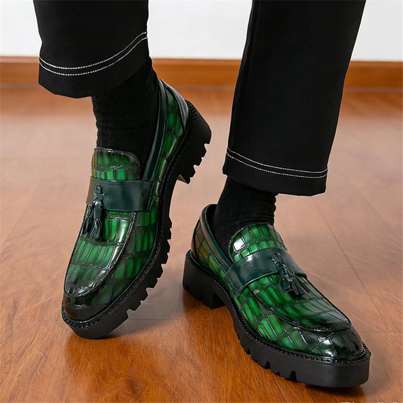 New Tassel Platform Loafers Fashion Men's Pointed Thick-soled Leather Shoes Designer Formal Wedding Dress Homecoming Footwear