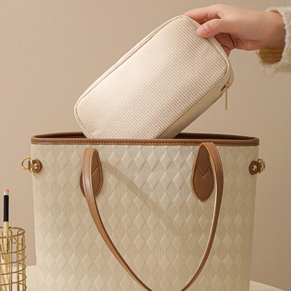 Corduroy Cosmetic Bag Lightweight Women Zipper Makeup Bag Travel Toiletry Pouch Portable Portable Makeup Bag For Gym Vacation