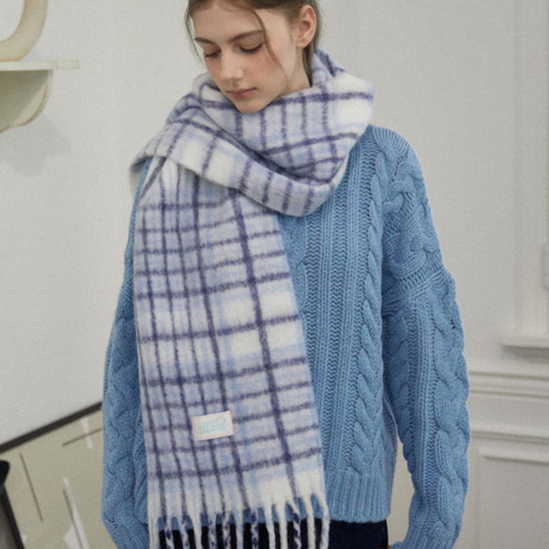 Tatiana Snug Checked Wool Blended Muffler MF8108 Blue
