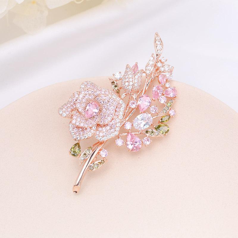 Women Wedding Flower Brooch Crystal Rhinestones Zircon Pin Clothing Accessories