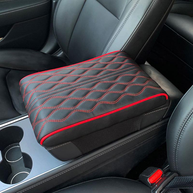 

Универсальная подставка для подлокотника автомобиля с эффектом памяти 33×21×5cm Black Leather Red Stitch