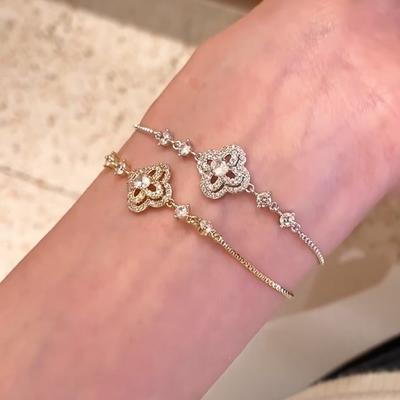 French Light Luxury Double-layer Hollow Flower Bracelet, High-end Simple Girlfriend Jewelry Niche Design Bracelet