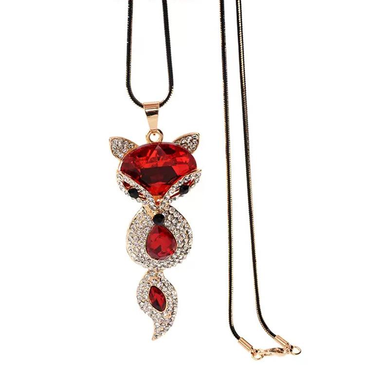 Women's Fashion High-grade Sense Of Light Luxury Long Necklace Personality Necklace