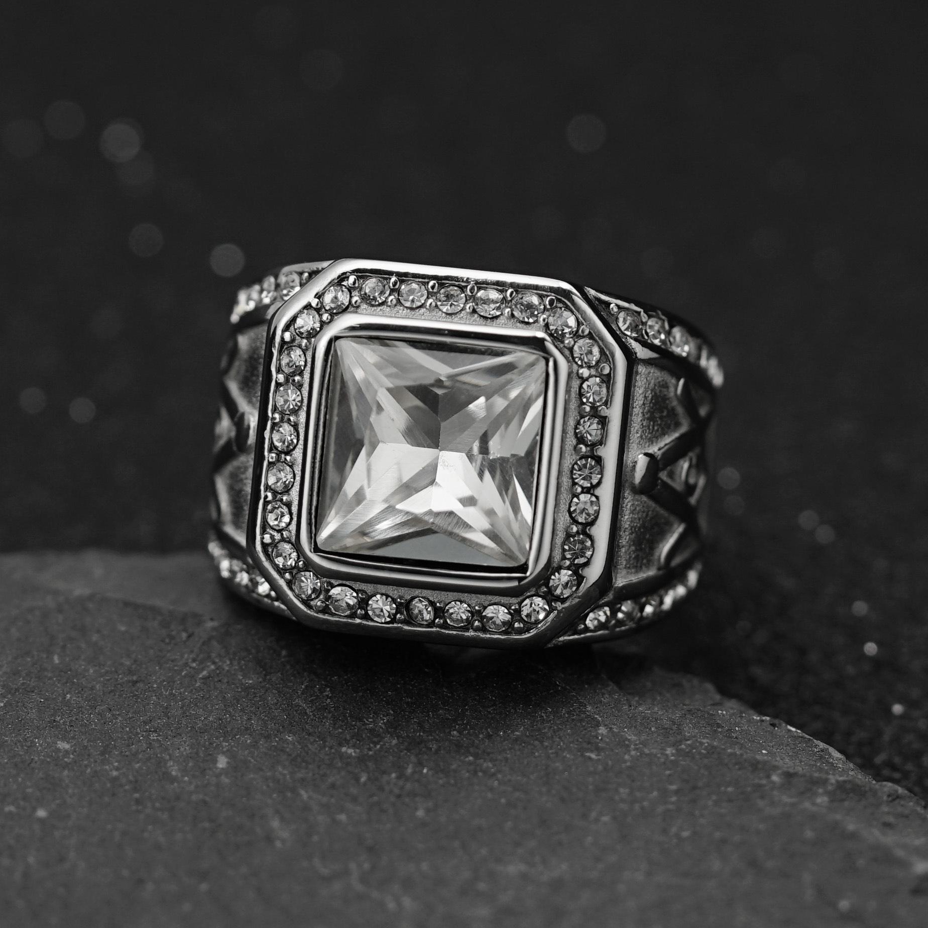 

Кольцо из нержавеющей стали Винтажный золотистый цвет Страз Мужской хип-хоп Рок Мужской Женский Ретро Свободный каменщик Масонство Масонские украшения US size 7 серебро белый