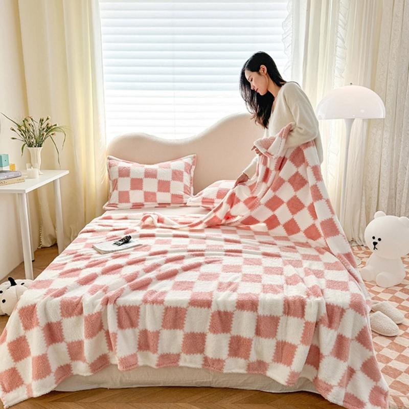 Thick Corals Fleece Grid Blanket Warm Throw for Home Travel Sturdy Machine Washable Polyester