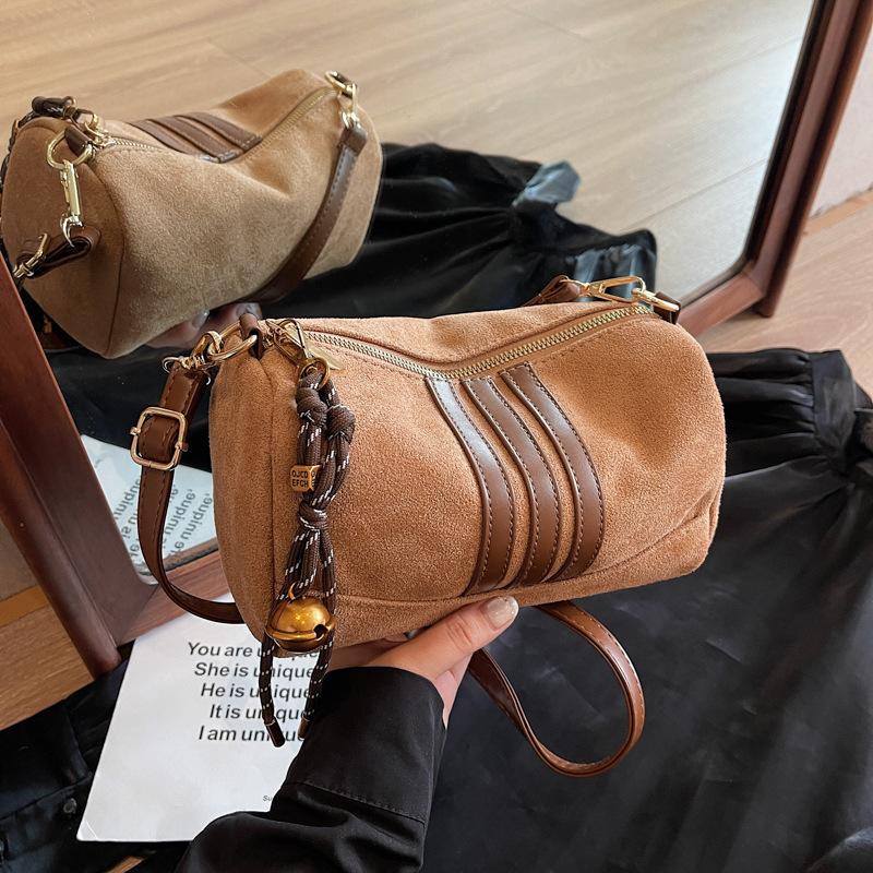 Popular pillow bag women's new autumn and winter retro commuter bag high-end versatile messenger bag