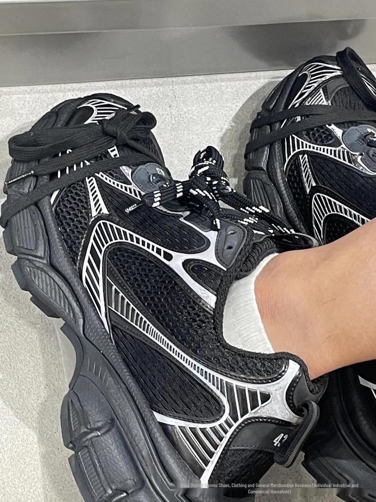 Men's Black Distressed Style 3XL Thick-Soled Casual Sports Dad Shoes with Height Boost