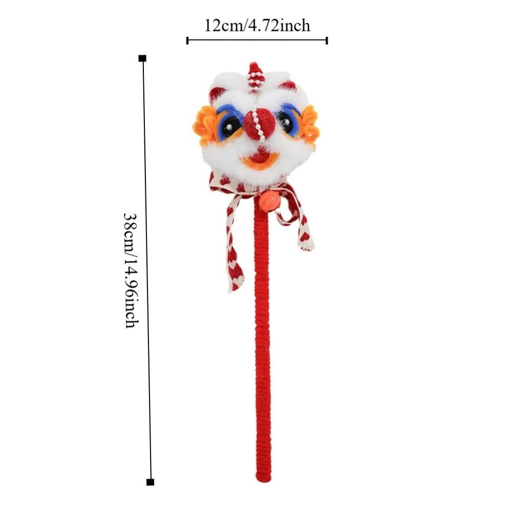 Chinese Style Handheld Lion Lantern Traditional Plush Glowing Lion Dance Lantern Decoration Ornaments New Year Lantern Ornaments