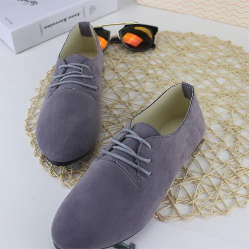 Модные женские туфли на плоской подошве цвета конфет — фото 10